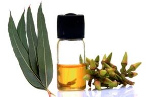 Eucalyptus oil for the treatment of onychomycosis